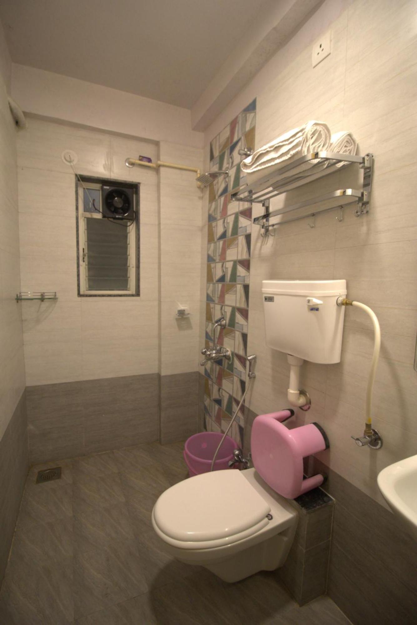 Homestay Hotel Suryaprabha- Near Diveagar Beach