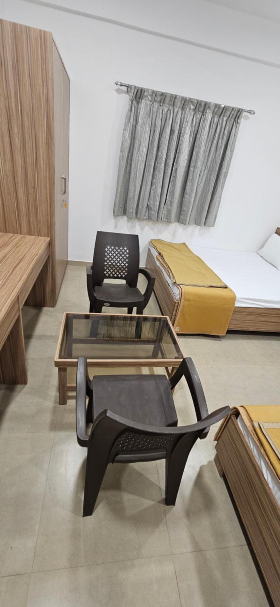 Homestay Hotel Suryaprabha- Near Diveagar Beach